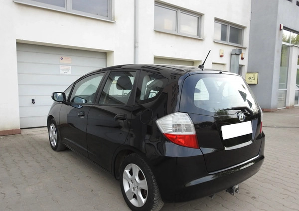 Honda Jazz cena 21900 przebieg: 119000, rok produkcji 2010 z Kielce małe 254